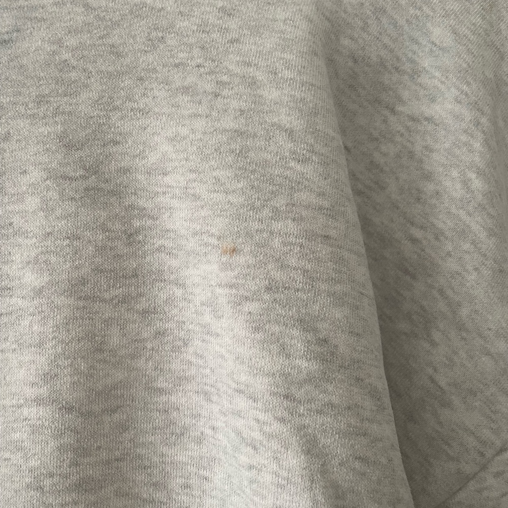 Vuori Women's Light Gray Restore Sweater. - Picture 4 of 6